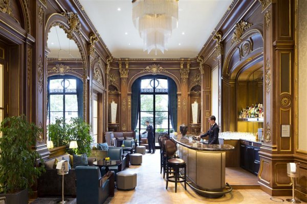 Peninsula Paris - 巴黎半島酒店 - 法國, 巴黎 | 半島 | Peninsula | 包團 | 度身訂造 | 豪華旅遊 | Luxury Travel | Private Tours | Tailor Made Trips | Luxe Travel (flight ∙ hotel ∙ package ∙ cruise ∙ private tour ∙ business ∙ M.I.C.E ∙ Luxe Travel ∙ Luxury travel  ∙ Luxury holiday  ∙ Luxe Tour  ∙ 特色尊貴包團 ∙  商務旅遊 ∙  自由行套票 ∙滑雪  ∙ 溫泉 ∙ 品味假期 ∙ 品味遊)