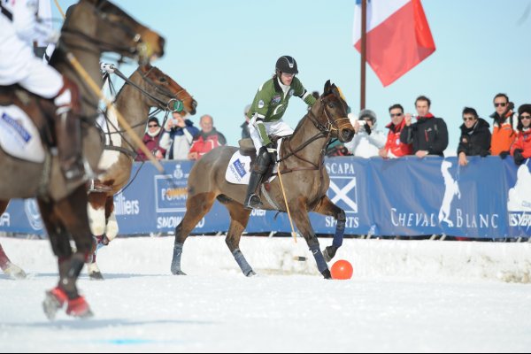 Cheval Blanc Courcheval Francis LVMH snowboard ski Luxury resort (flight ∙ hotel ∙ package ∙ cruise ∙ private tour ∙ business ∙ M.I.C.E ∙ Luxury travel  ∙ Luxury holiday  ∙ Luxe World  ∙ 特色尊貴包團 ∙  商務旅遊 ∙  自由行套票 ∙滑雪  ∙ 溫泉 ∙ 品味假期 ∙ 品味遊)