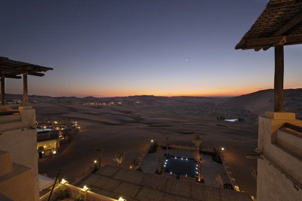 Qasr Al Sarab Desert Resort - 安納塔拉蓋斯爾阿薩拉沙漠度假村 - 阿拉伯聯合大公國, 阿布扎比  | 包團 | 度身訂造 | 豪華旅遊 | Luxury Travel | Private Tours | Tailor Made Trips | Luxe Travel | 品味遊 (flight ∙ hotel ∙ package ∙ cruise ∙ private tour ∙ business ∙ M.I.C.E ∙ Luxe Travel ∙ Luxury travel  ∙ Luxury holiday  ∙ Luxe Tour  ∙ 特色尊貴包團 ∙  商務旅遊 ∙  自由行套票 ∙滑雪  ∙ 溫泉 ∙ 品味假期 ∙ 品味遊)