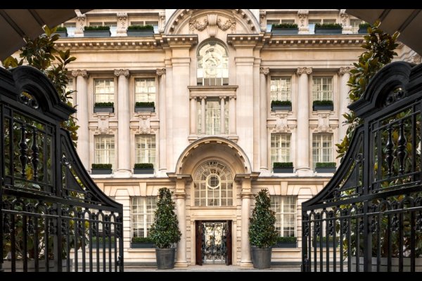 Rosewood London United Kingdom 英國倫敦(flight ∙ hotel ∙ package ∙ cruise ∙ private tour ∙ business ∙ M.I.C.E ∙ Luxe Travel ∙ Luxury travel  ∙ Luxury holiday  ∙ Luxe Tour  ∙ 特色尊貴包團 ∙  商務旅遊 ∙  自由行套票 ∙滑雪  ∙ 溫泉 ∙ 品味假期 ∙ 品味遊)