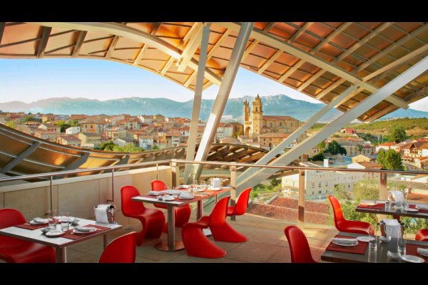 Hotel Marques de Riscal  - 埃爾謝戈里斯卡爾侯爵酒店 - 西班牙, 埃爾謝戈 | 包團 | 度身訂造 | 豪華旅遊 | Luxury Travel | Private Tours | Tailor Made Trips | Luxe Travel (flight ∙ hotel ∙ package ∙ cruise ∙ private tour ∙ business ∙ M.I.C.E ∙ Luxe Travel ∙ Luxury travel  ∙ Luxury holiday  ∙ Luxe Tour  ∙ 特色尊貴包團 ∙  商務旅遊 ∙  自由行套票 ∙滑雪  ∙ 溫泉 ∙ 品味假期 ∙ 品味遊)