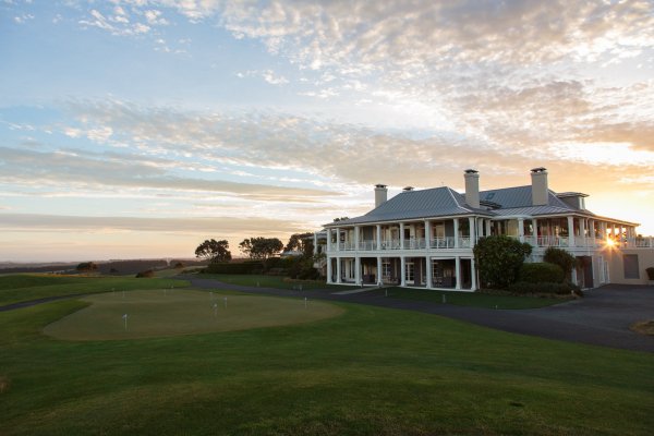 Kauri Cliffs Luxury resort lodge New Zealand Glacier (flight ∙ hotel ∙ package ∙ cruise ∙ private tour ∙ business ∙ M.I.C.E ∙ Luxe Travel ∙ Luxury travel  ∙ Luxury holiday  ∙ Luxe Tour  ∙ 特色尊貴包團 ∙  商務旅遊 ∙  自由行套票 ∙滑雪  ∙ 溫泉 ∙ 品味假期 ∙ 品味遊)