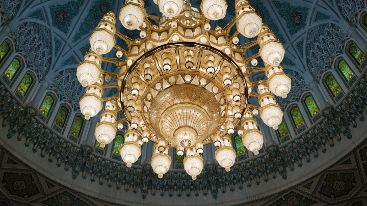 Oman Grand Mosque 阿曼大清真寺 | Luxe Travel 品味遊 十大中東旅遊品味體驗推介 Top10 Unique Travel Experiences in Middle East (flight ∙ hotel ∙ package ∙ cruise ∙ private tour ∙ business ∙ M.I.C.E ∙ Luxe Travel ∙ Luxury travel ∙ Luxury holiday ∙ Luxe Tour ∙ private tour ∙ hyatt prive ∙ park hyatt ∙ tailor made travel ∙ tailor made trips ∙ luxury cruises ∙ luxury travel agency hong kong ∙ six senses ∙ aman ∙ silverseas ∙ oceania cruises ∙包團 ∙ 旅遊 ∙ 郵輪∙自由行套票∙滑雪∙溫泉∙日本自由行 ∙ 品味遊 ∙ 度身訂造 ∙ 私人定制 ∙ 高端旅游∙ 非洲動物大遷徙 ∙ 銀海郵輪 ∙ 安 縵∙ 豪華旅行 團∙ 六善 ∙ 奢華旅遊)