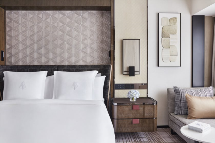 Newly renovated room Four seasons hotel hong kong | Luxe Travel Newly renovated room Four seasons hotel hong kong Luxe Travel