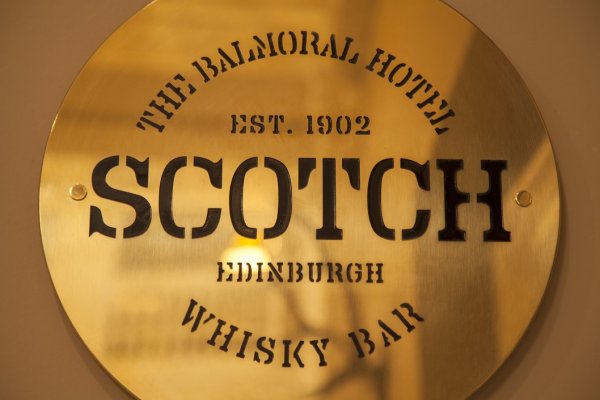 Scotch Whisky The Balmoral Edinburgh United Kingdom 愛丁堡 (flight ∙ hotel ∙ package ∙ cruise ∙ private tour ∙ business ∙ M.I.C.E ∙ Luxe Travel ∙ Luxury travel  ∙ Luxury holiday  ∙ Luxe Tour  ∙ 特色尊貴包團 ∙  商務旅遊 ∙  自由行套票 ∙滑雪  ∙ 溫泉 ∙ 品味假期 ∙ 品味遊)