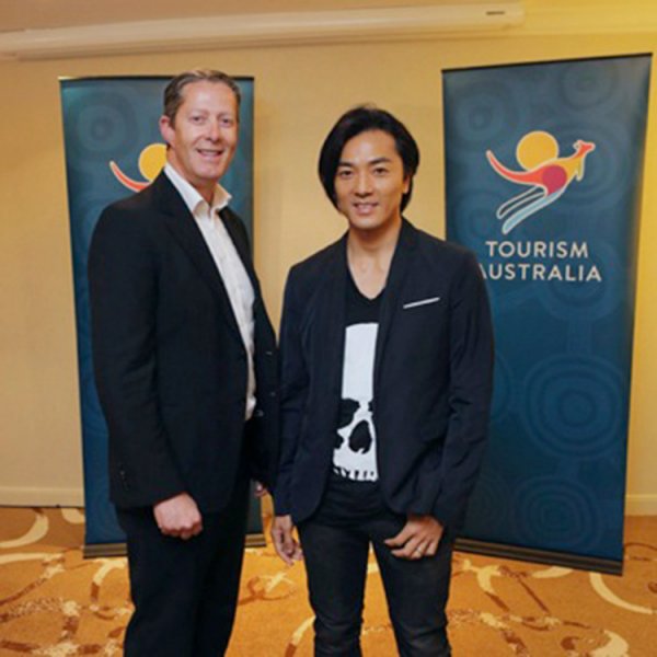 鄭伊健向30萬中國觀眾展示澳大利亞的旅遊體驗 度身訂造旅行團