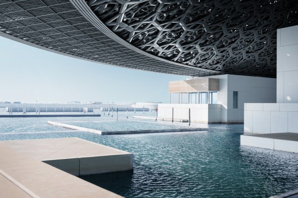 Louvre Abu Dhabi阿布扎比羅浮宮(flight ∙ hotel ∙ package ∙ cruise ∙ private tour ∙ business ∙ M.I.C.E ∙ Luxe Travel ∙ Luxury travel ∙ Luxury holiday ∙ Luxe Tour ∙ 特色尊貴包團 ∙ 商務旅遊 ∙ 自由行套票 ∙滑雪 ∙ 溫泉 ∙ 品味假期 ∙ 品味遊)
