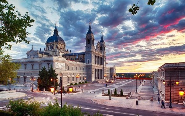 Hotel Villa Magna Madrid Spain 西班牙馬徳里 (flight ∙ hotel ∙ package ∙ cruise ∙ private tour ∙ business ∙ M.I.C.E ∙ Luxe Travel ∙ Luxury travel ∙ Luxury holiday ∙ Luxe Tour ∙ 特色尊貴包團 ∙ 商務旅遊 ∙ 自由行套票 ∙滑雪 ∙ 溫泉 ∙ 品味假期 ∙ 品味遊)