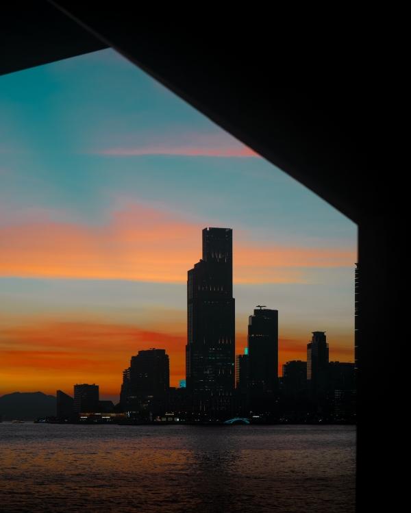 👑 入住2025年全球第一最佳酒店「香港瑰麗酒店 ROSEWOOD HONG KONG」及其他上榜的瑰麗酒店 Rosewood Hotels 之選 | 獨家「第3晚免費」住宿優惠 + 尊享 ⬆️ 房間免費升級＋高達 USD125 酒店信用額 及更多!