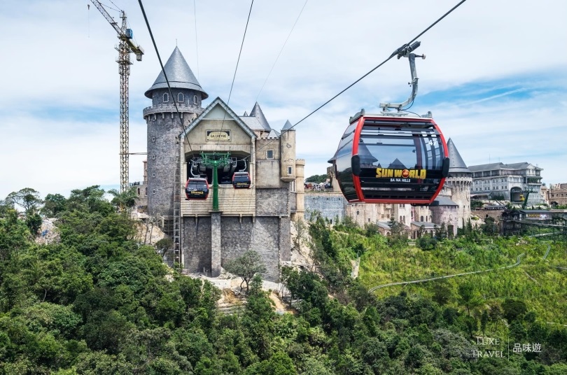 The cable car of Bana HIll