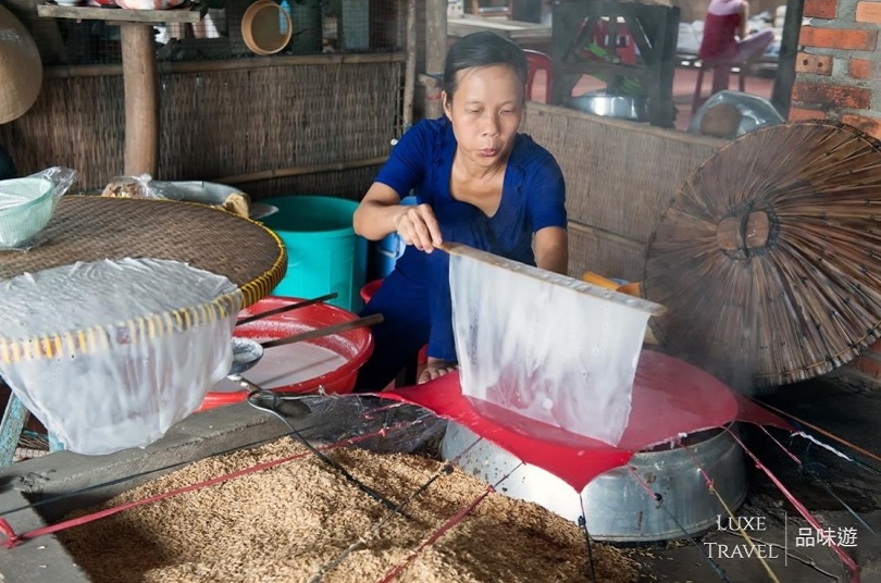 Rice paper making