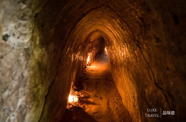 Cu Chi Tunnels & Cao Dai Temple LUXE Private Day Tour